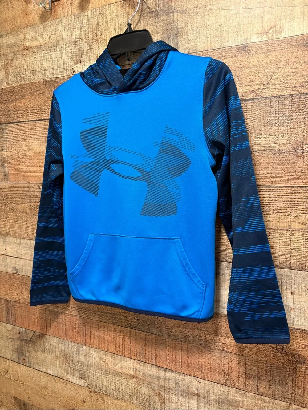 Under Armour Youth Large Hoodie Boys Athletic Pullover K016